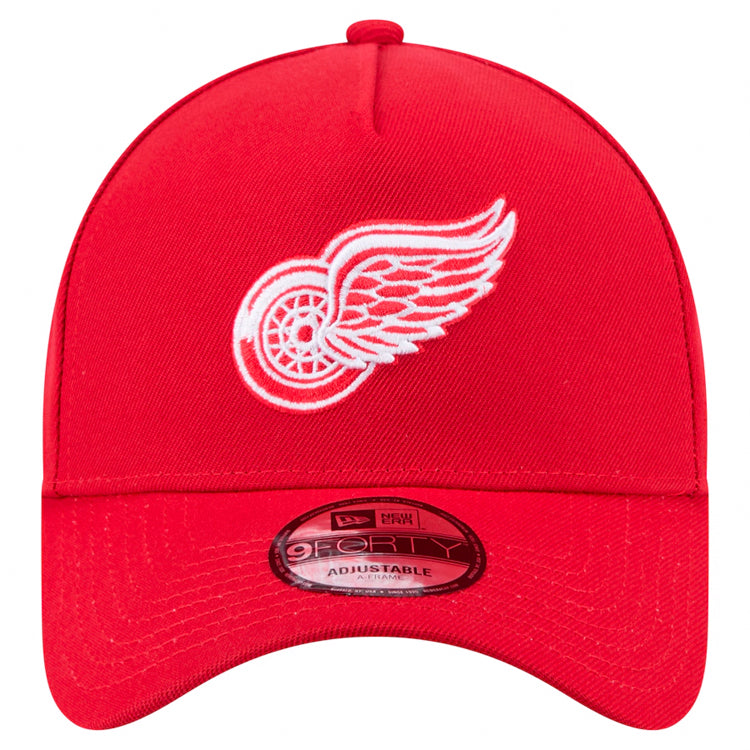Detroit Red Wings New Era NHL 9FORTY 940 Adjustable A-Frame Cap Hat Red Crown/Visor Team Color Logo