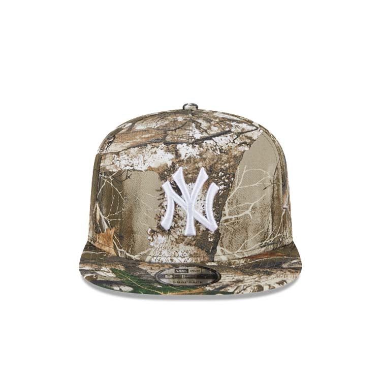 New York Yankees New Era MLB 9FIFTY 950 Snapback A-Frame Cap Hat Real Tree Edge Camo Crown/Visor White Logo
