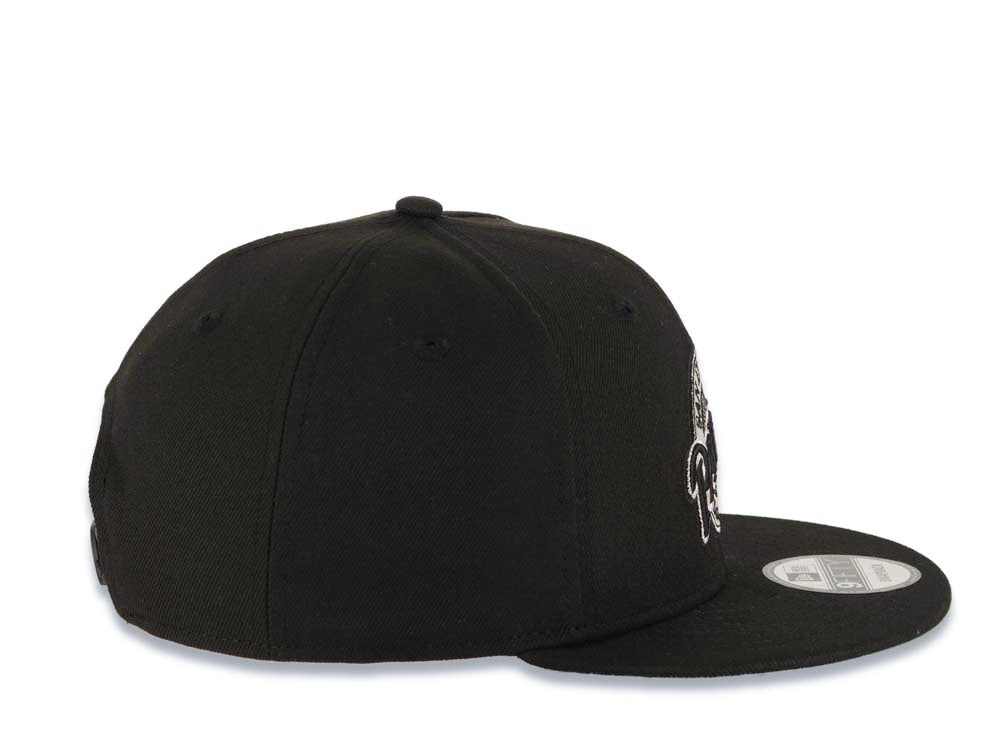 San Diego Padres New Era MLB 9FIFTY 950 Snapback Cap Hat Black Crown/Visor Black/White Baseball Club Logo Green UV