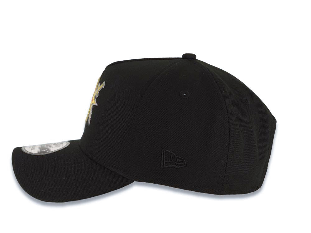 Las Vegas Golden Knights New Era NHL 9FORTY 940 Adjustable A-Frame Cap Hat Black Crown/Visor Red/Metallic Gold/White Logo 2017-2018 Inaugural Season Patch