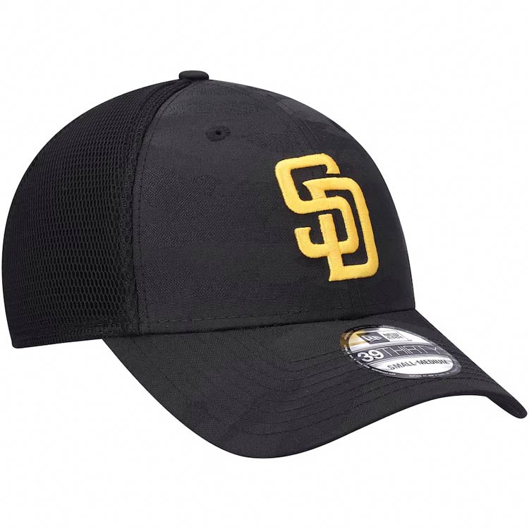 San Diego Padres New Era MLB 39THIRTY 3930 Flexfit Mesh Trucker Cap Hat Black Camo Crown/Visor Yellow Logo
