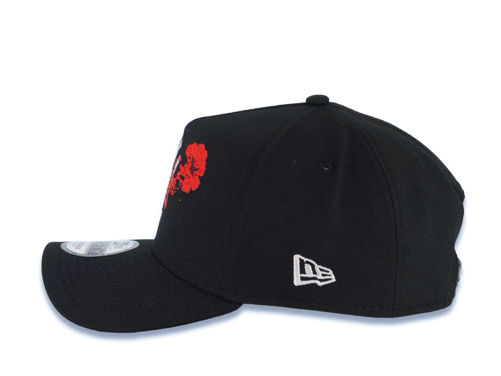 New York Yankees New Era MLB 9FORTY 940 Adjustable A-Frame Cap Hat Black Crown/Visor White/Red Logo With Dotted Flower Red UV