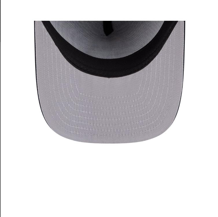New York Yankees New Era MLB 9FIFTY 950 Snapback A-Frame Cap Hat Navy Blue Crown/Visor Green Logo Liberty Cartoon