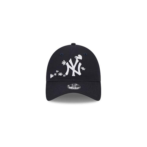 (Youth) New York Yankees New Era MLB 9TWENTY 920 Kid Adjustable Cap Hat Navy Blue Crown/Visor White Logo Flower
