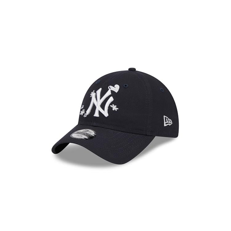 (Youth) New York Yankees New Era MLB 9TWENTY 920 Kid Adjustable Cap Hat Navy Blue Crown/Visor White Logo Flower