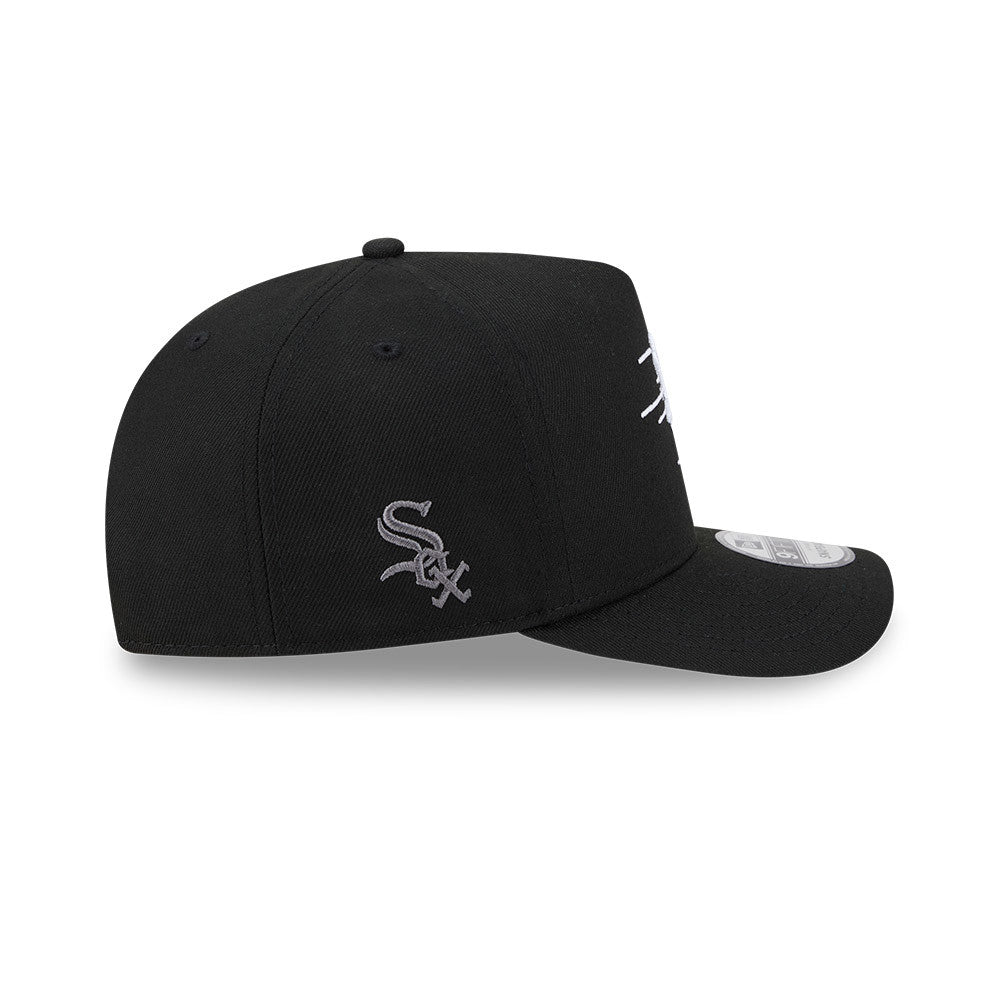 Chicago White Sox New Era MLB 9FIFTY 950 Snapback A-Frame Cap Hat Black Crown/Visor White Logo With Cartoon Gray UV
