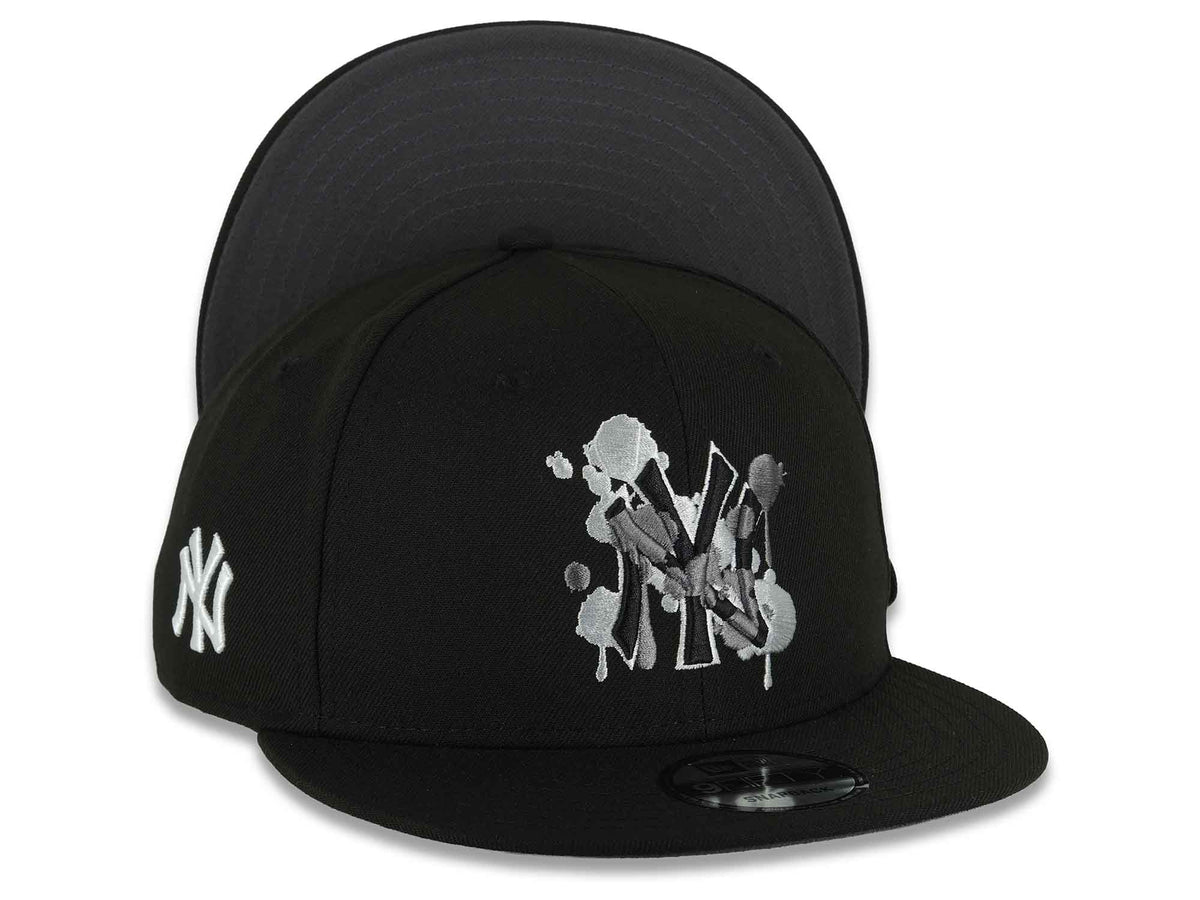 (Capland Exclusive) New York Yankees New Era MLB 9FIFTY 950 Snapback Black Cap Hat Black/White/Gray Splatter Logo