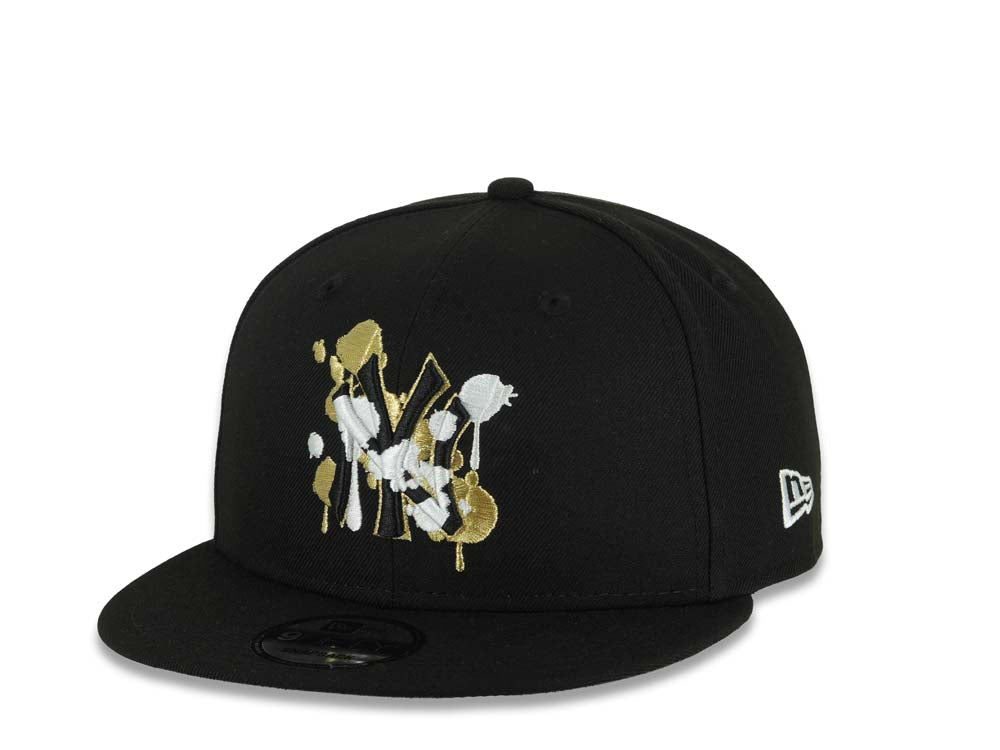 New York Yankees New Era MLB 9FIFTY 950 Snapback Cap Hat Black Crown/Visor Black/White/Metallic Gold Splatter Logo 1998 World Series Side Patch