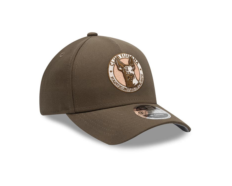 Xolos de Tijuana New Era Liga MX 9FORTY 940 Adjustable M-crown Cap Hat Olive Green Crown/Visor Peach/Olive Logo Gray UV