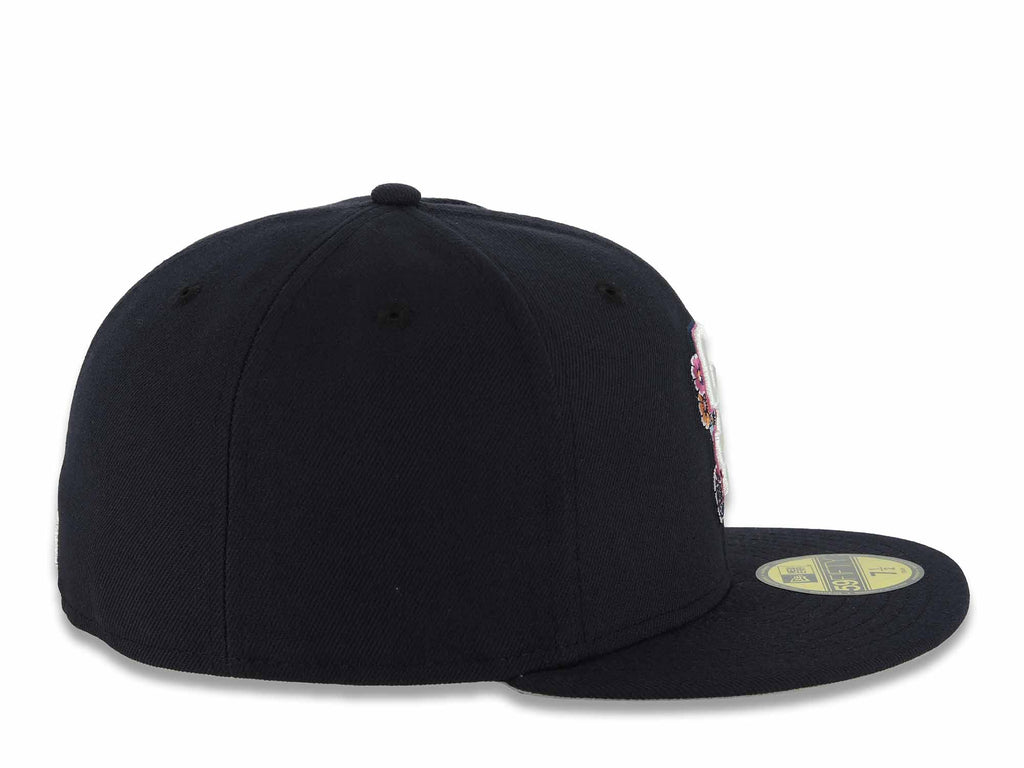 San Diego Padres New Era MLB 59FIFTY 5950 Fitted Cap Hat Navy Blue Crown/Visor White/Magenta Logo Gray UV (2026 City Connect Batting Practice)