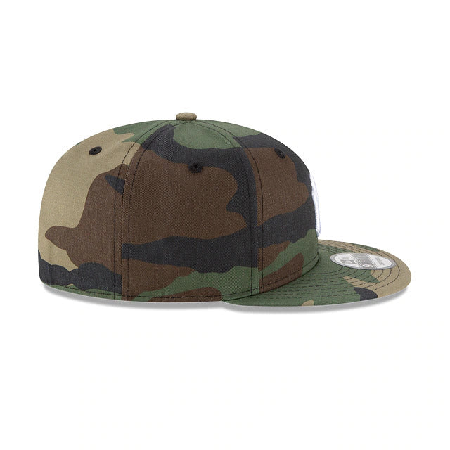 New York Yankees New Era MLB 9FIFTY 950 Snapback Cap Hat Camo Crown/Visor White Logo