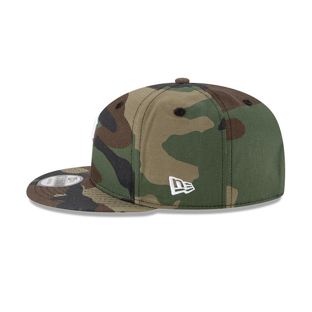Pittsburgh Pirates New Era MLB 9FIFTY 950 Snapback Cap Hat Camo Crown/Visor White Logo