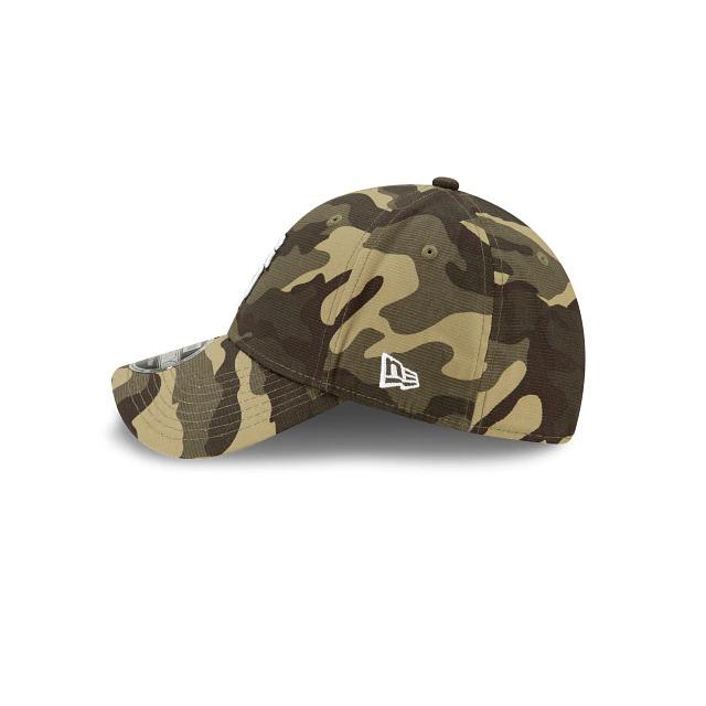 San Francisco Giants New Era 9FORTY 940 Adjustable Cap Hat Desert Camo Crown/Visor White/Black Logo (Armed Forces Day 2021)