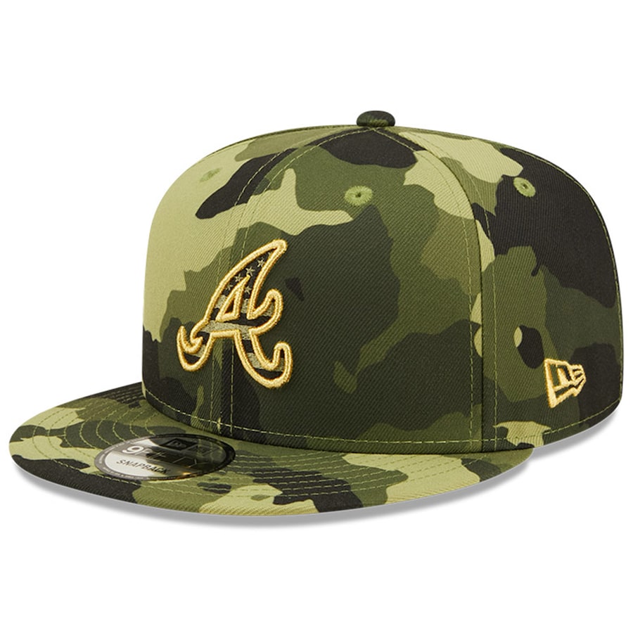 Atlanta Braves New Era MLB 9FIFTY 950 Snapback Cap Hat Camo Crown/Visor Camo Flag/Gold Logo (2022 Armed Forces Day)