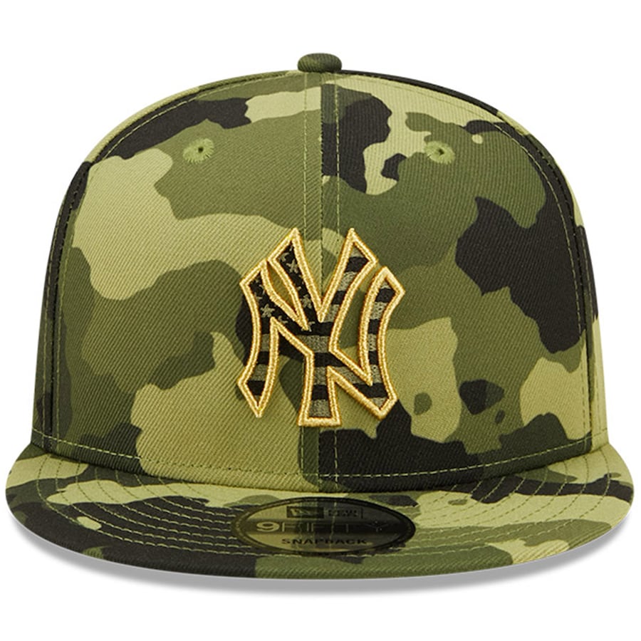 New York Yankees New Era MLB 9FIFTY 950 Snapback Cap Hat Camo Crown/Visor Camo Flag/Gold Logo (2022 Armed Forces Day)