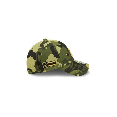 (Youth) New York Yankees New Era MLB 9FORTY 940 Kids Adjustable Cap Hat Camo Crown/Visor Camo Flag/Gold Logo (2022 Armed Forces Day)