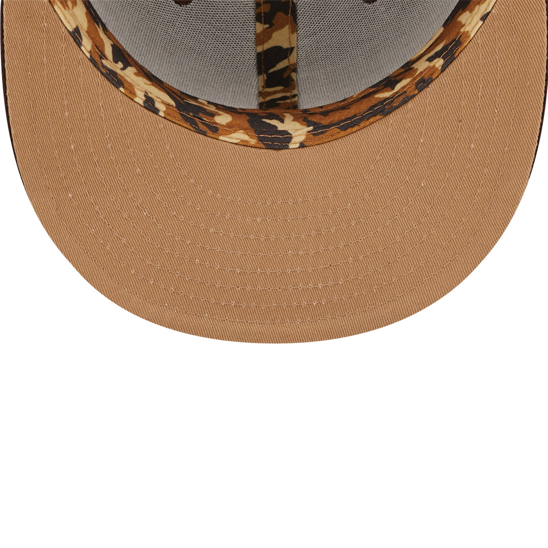 San Diego Padres New Era MLB 59FIFTY 5950 Fitted Cap Hat Brown Crown/Visor Khaki/Metallic Brown Logo (Mono Camo)