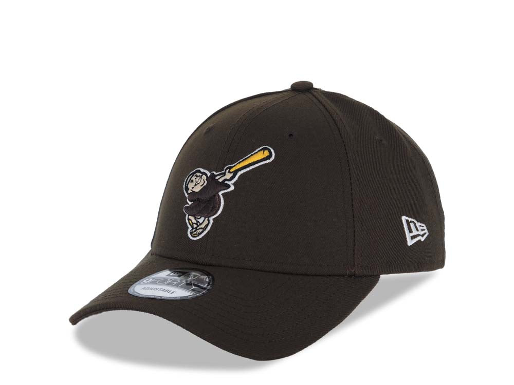 San Diego Padres New Era MLB 9FORTY 940 Adjustable Cap Hat Brown Crown/Visor Swinging Friar Brown/Yellow Logo