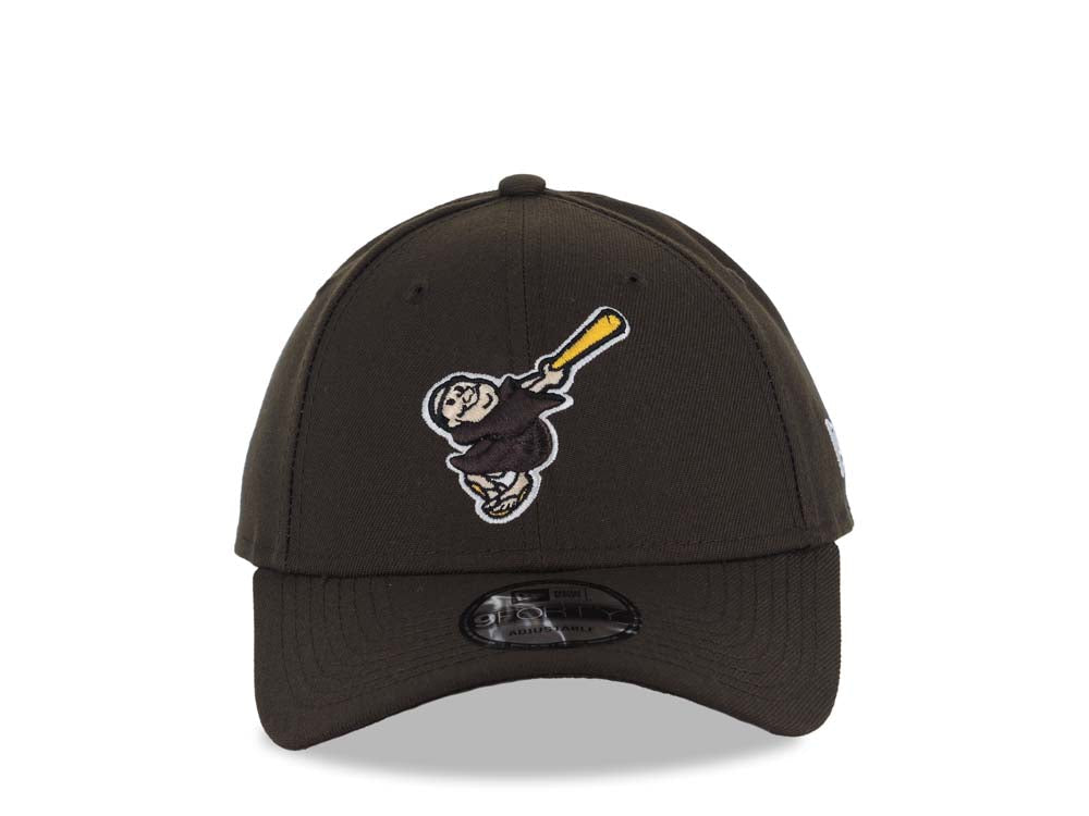 San Diego Padres New Era MLB 9FORTY 940 Adjustable Cap Hat Brown Crown/Visor Swinging Friar Brown/Yellow Logo