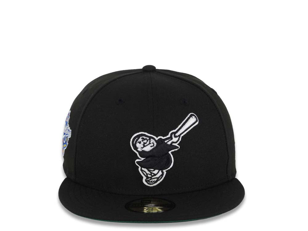 San Diego Padres New Era MLB 59FIFTY 5950 Fitted Cap Hat Black Crown/Visor Black/White Swinging Friar Logo 1998 World Series Side Patch Green UV
