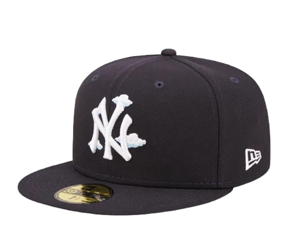 New York Yankees New Era MLB 59FIFTY 5950 Fitted Cap Hat Navy Blue Crown/Visor White with Cloud Logo 1996 World Series Side Patch Sky Blue UV