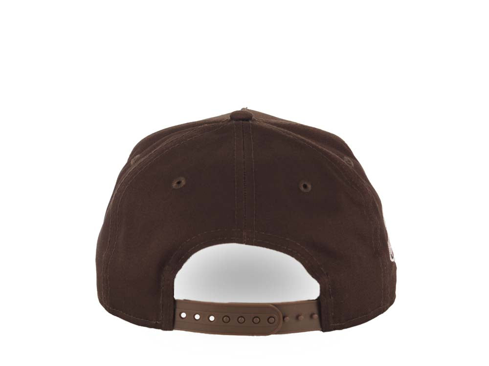 New York Yankees New Era MLB 9FORTY 940 A-Frame Adjustable Cap Hat Dark Brown Crown/Visor White Logo With Rose 2001 World Series Side Patch Pink UV
