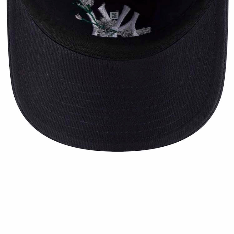 New York Yankees New Era MLB 9TWENTY 920 Adjustable Cap Hat Navy Blue Crown/Visor White Logo (Game Day Bloom Flower)