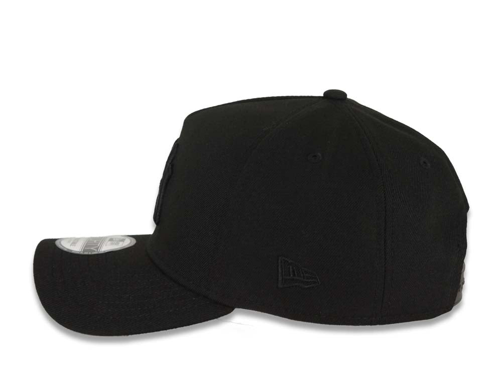 New York Yankees New Era MLB 9FORTY 940 Adjustable A-Frame Cap Hat Black Crown/Visor Black Logo Gray UV