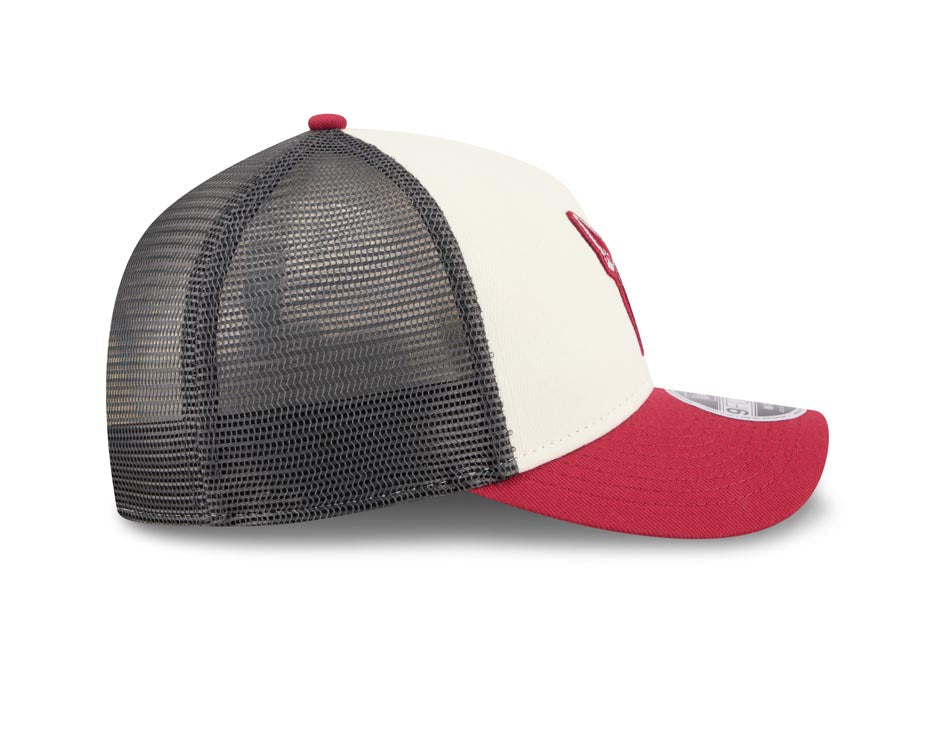 Xolos de Tijuana New Era Liga MX 9FORTY 940 Adjustable M-Crown Trucker/Mesh Cap Hat Chrome White/Gray Crown Maroon Visor Maroon/White Logo Gray UV
