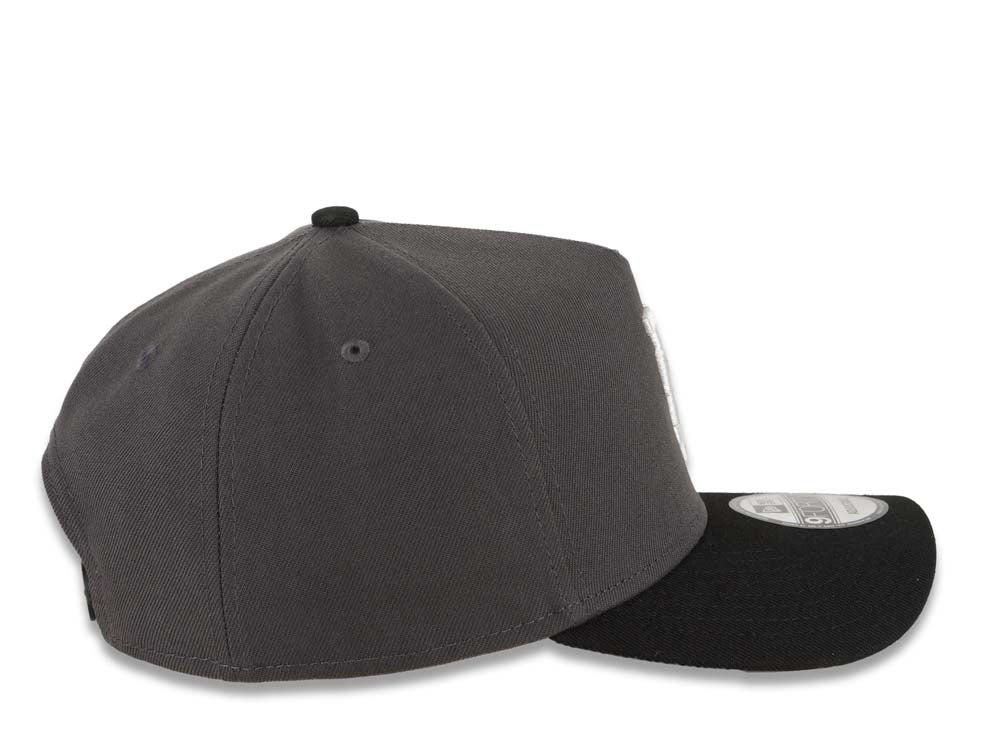 Los Angeles Dodgers New Era MLB 9FORTY 940 Adjustable A-Frame Cap Hat Dark Gray Crown Black Visor White Upside Down Logo Gray UV