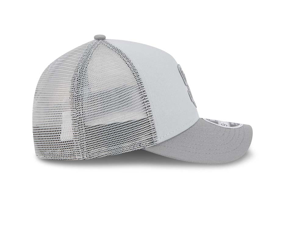 San Diego Padres New Era MLB 9FORTY 940 Adjustable A-Frame Trucker/Mesh Cap Hat Gray Crown Gray Visor Gray Logo (Color Pack)