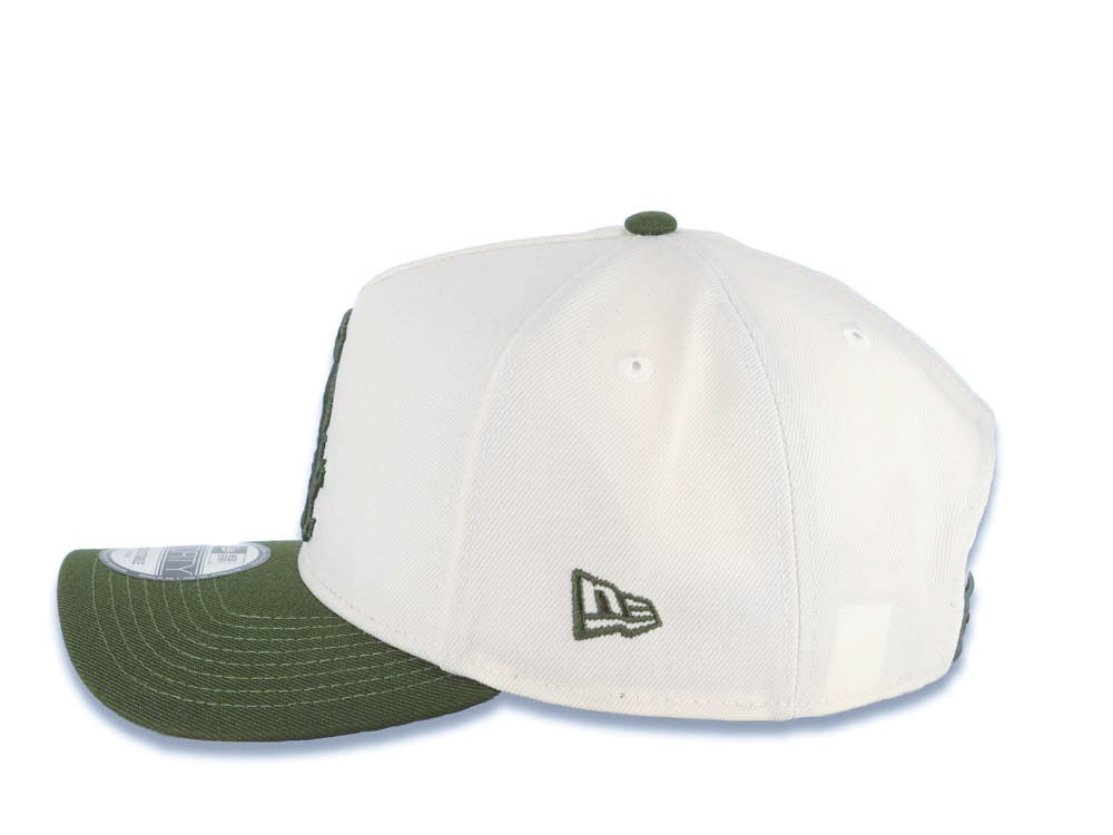 Chicago White Sox New Era MLB 9FORTY 940 Adjustable A-Frame Cap Hat Cream Crown Olive Visor Olive Green Logo 2005 World Series Champions Side Patch