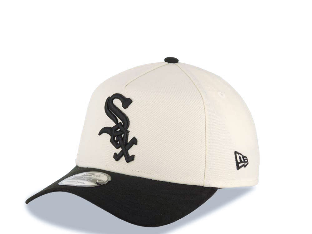 Chicago White Sox New Era MLB 9FORTY 940 Adjustable A-Frame Cap Hat Cream Crown Black Visor Black Logo 2005 World Series Side Patch