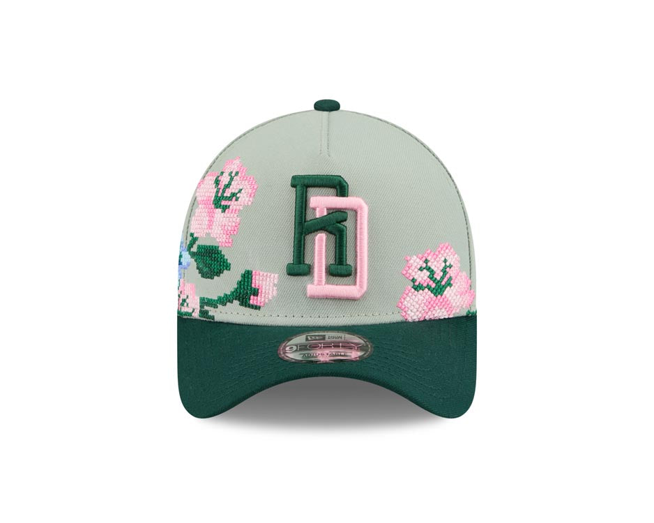 Dominican Republic New Era WBC 9FORTY 940 Adjustable A-Frame Cap Hat Pistachio Green Crown Green Visor Green/Pink Logo