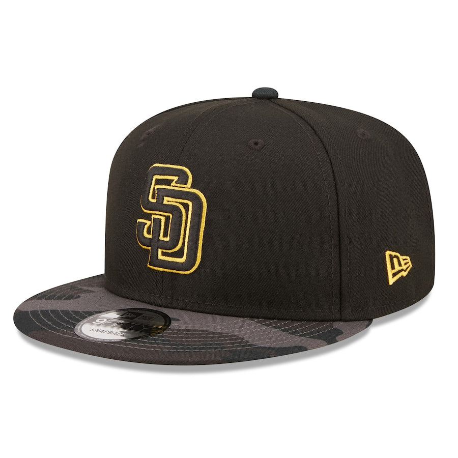 San Diego Padres New Era MLB 9FIFTY 950 Snapback Cap Hat Black Crown Black Camo Visor Black/Yellow Logo Dark Gray UV
