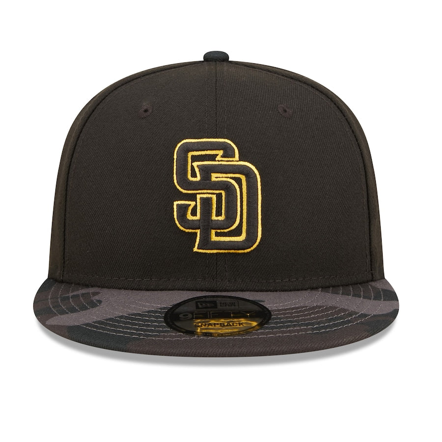 San Diego Padres New Era MLB 9FIFTY 950 Snapback Cap Hat Black Crown Black Camo Visor Black/Yellow Logo Dark Gray UV