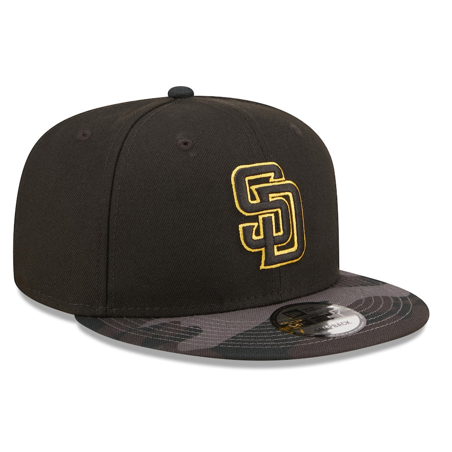 San Diego Padres New Era MLB 9FIFTY 950 Snapback Cap Hat Black Crown Black Camo Visor Black/Yellow Logo Dark Gray UV