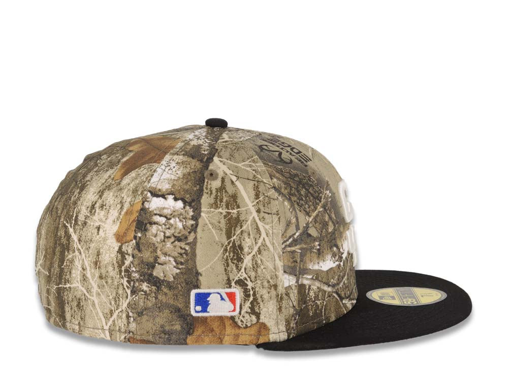 (Glow White) San Diego Padres New Era MLB 59FIFTY 5950 Fitted Cap Hat Real Tree Edge Camo Crown Black Visor Glow White Logo Batterman Batty Side Patch