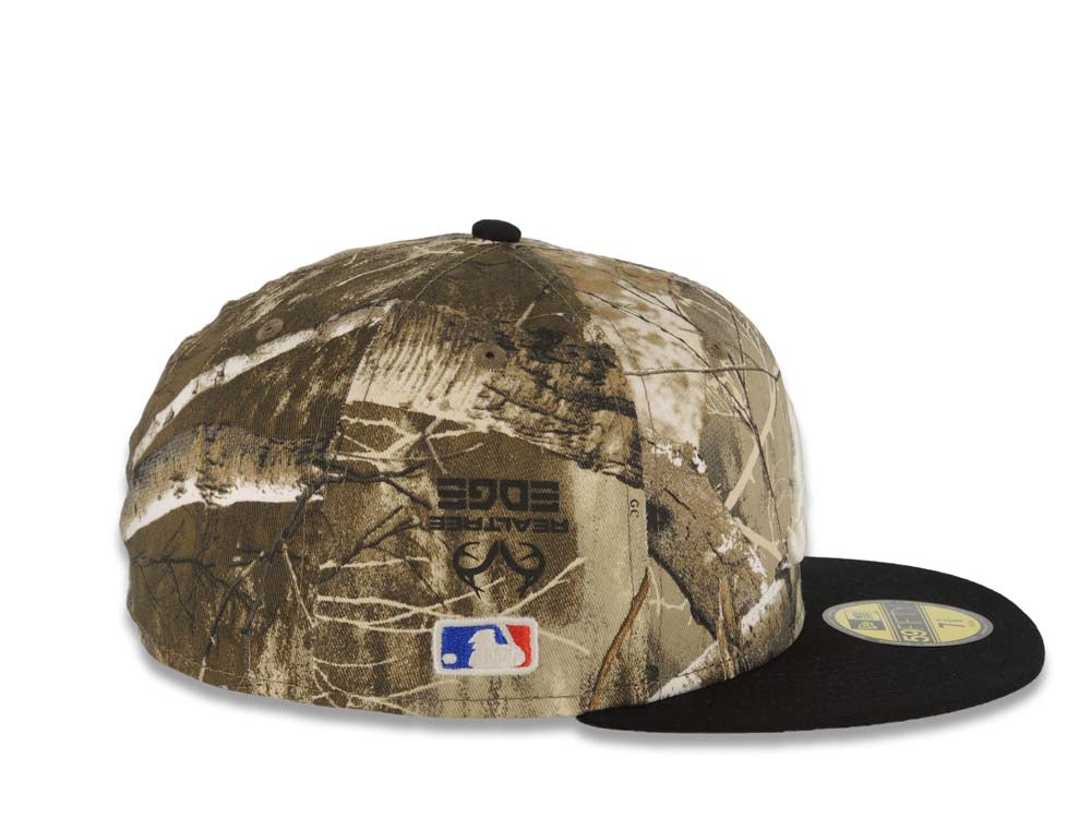 Atlanta Braves New Era MLB 59FIFTY 5950 Fitted Cap Hat Real Tree Edge Camo Crown Black Visor Glow White Logo Batterman Batty Side Patch Gray UV