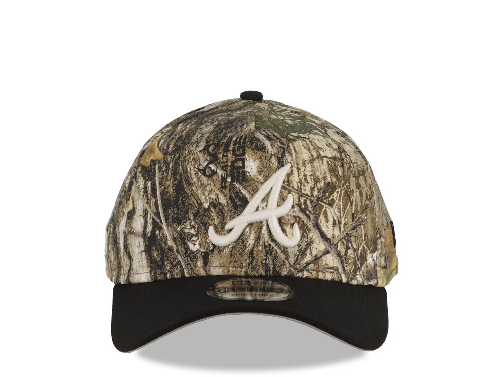 (Glow In The Dark) Atlanta Braves New Era MLB 9FORTY 940 Adjustable A-Frame Cap Hat Real Tree Edge Camo Crown Black Visor Glow White Logo Side Batty