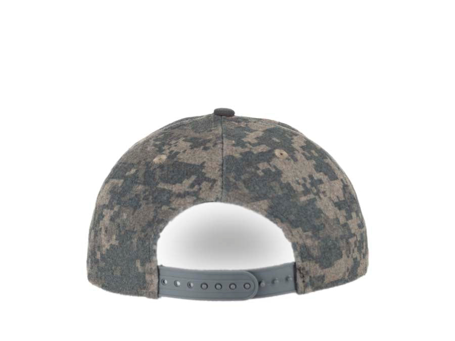 Oakland Raiders New Era NFL 9FIFTY 950 Low Profile Snapback Cap Hat Camo Crown Dark Gray Visor Team Color Logo (Classic Trim)