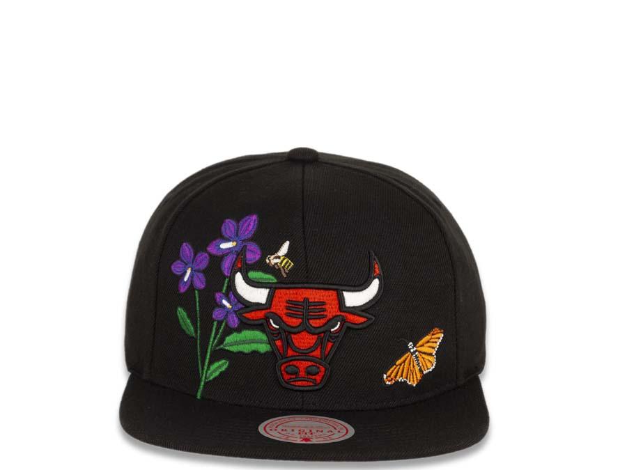 Chicago Bulls Mitchell & Ness NBA Snapback Black Crown/Visor Deafult Logo with Flowers/Butterfly Gray UV (State Flower)