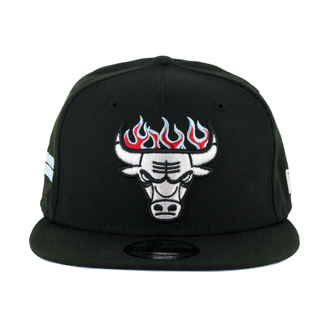Chicago Bulls New Era NBA 9FIFTY 950 Snapback Cap Hat Black Crown/Visor White With Flames Logo Sky Blur UV (Team Fire)
