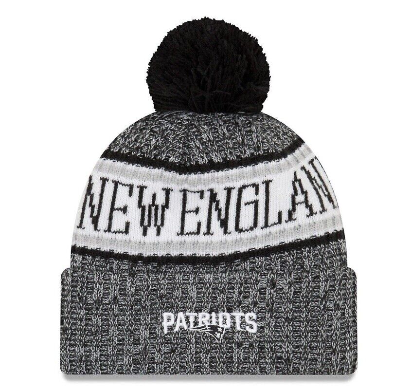 New England Patriots New Era NFL Cuffed Pom Knit Hat Black/White Crown/Visor Black/White Logo (2018 Sideline)