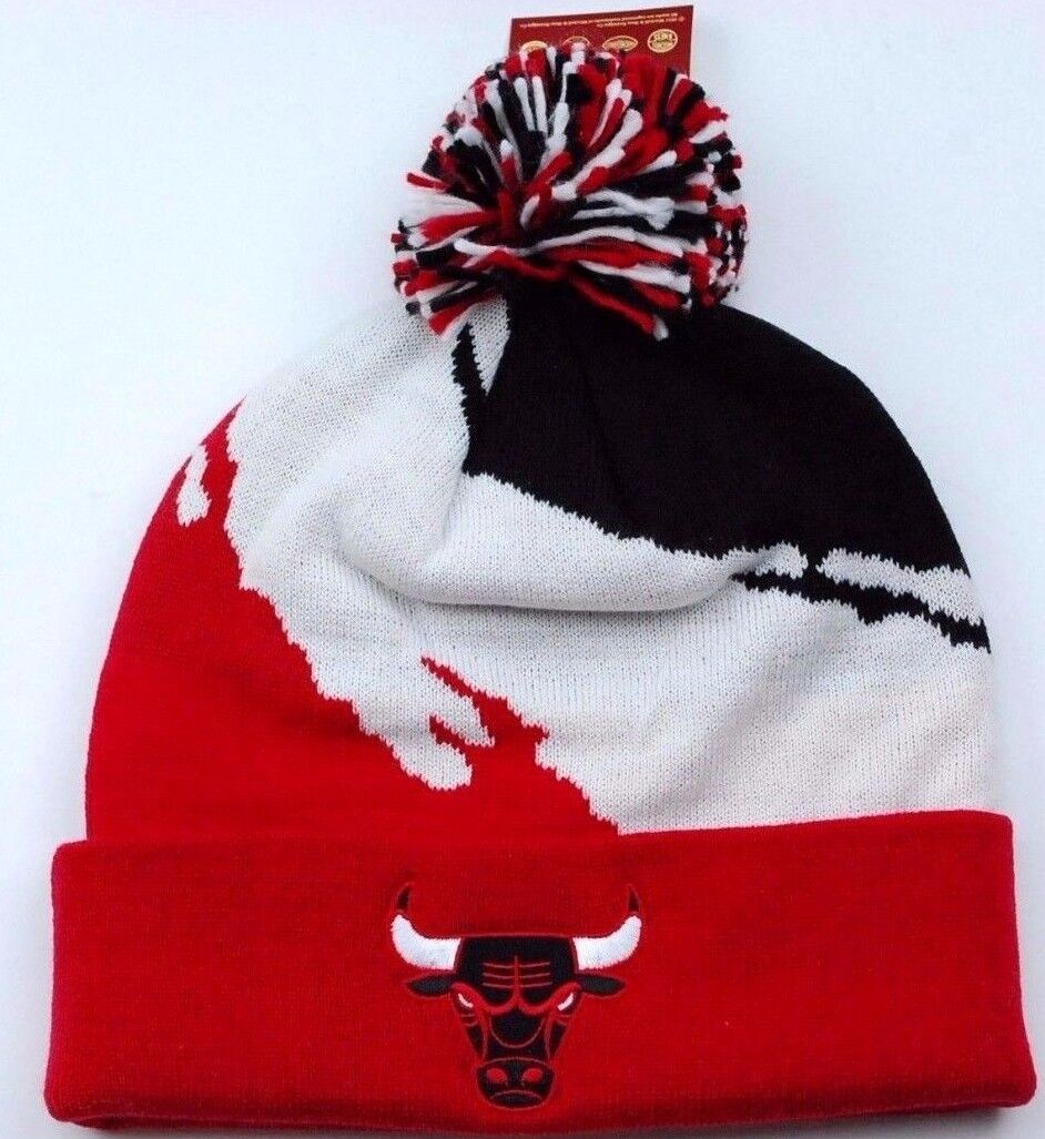 Chicago Bulls Mitchell & Ness NBA Pom Knit Beanie Black/White/Red Crown/Visor Team Color Logo (Paintbrush)